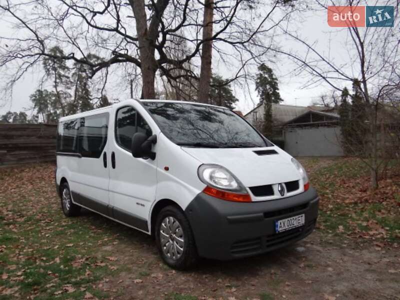 Минивэн Renault Trafic 2006 в Черкассах фото Минивэн Renault Trafic 2006 в Черкассах