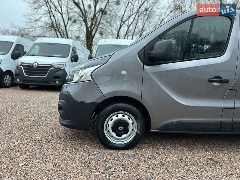 Минивэн Renault Trafic 2018 в Ровно