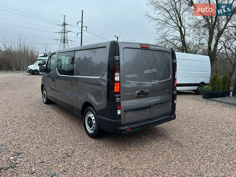 Минивэн Renault Trafic 2018 в Ровно