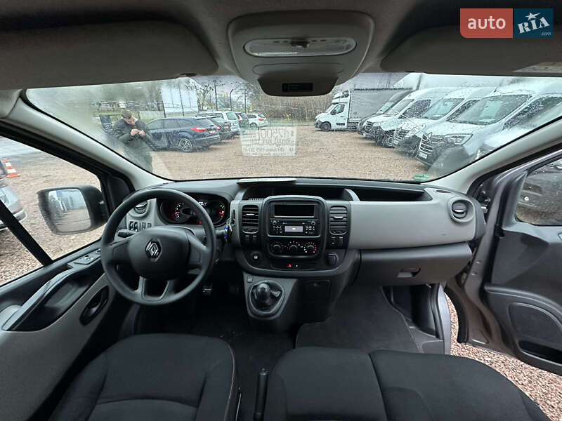 Минивэн Renault Trafic 2018 в Ровно