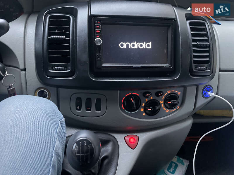 Минивэн Renault Trafic 2008 в Львове