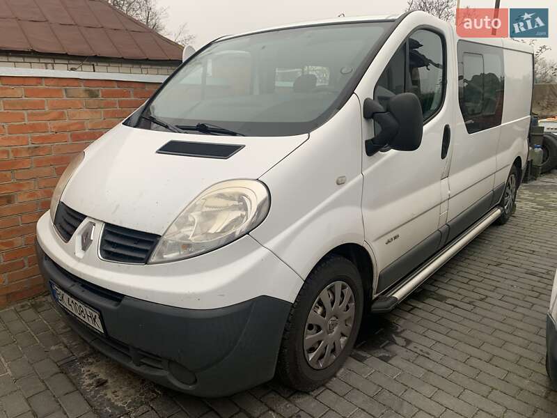 Минивэн Renault Trafic 2008 в Киеве