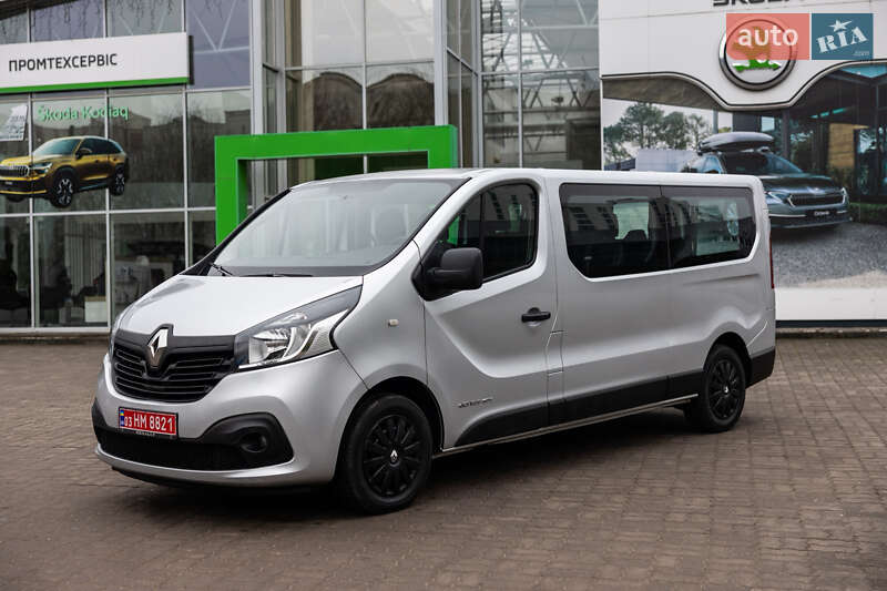 Минивэн Renault Trafic 2017 в Луцке