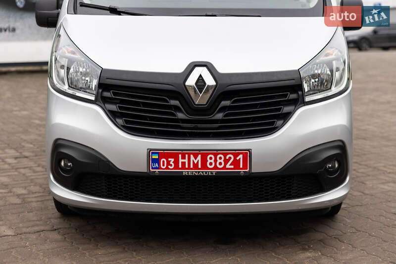 Минивэн Renault Trafic 2017 в Луцке