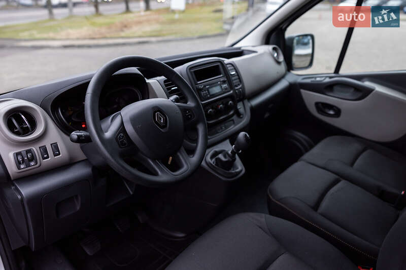 Минивэн Renault Trafic 2017 в Луцке