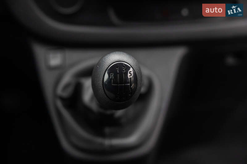 Минивэн Renault Trafic 2017 в Луцке