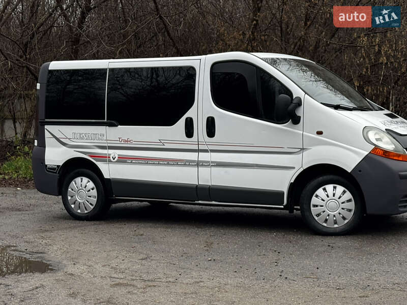 Минивэн Renault Trafic 2004 в Виннице