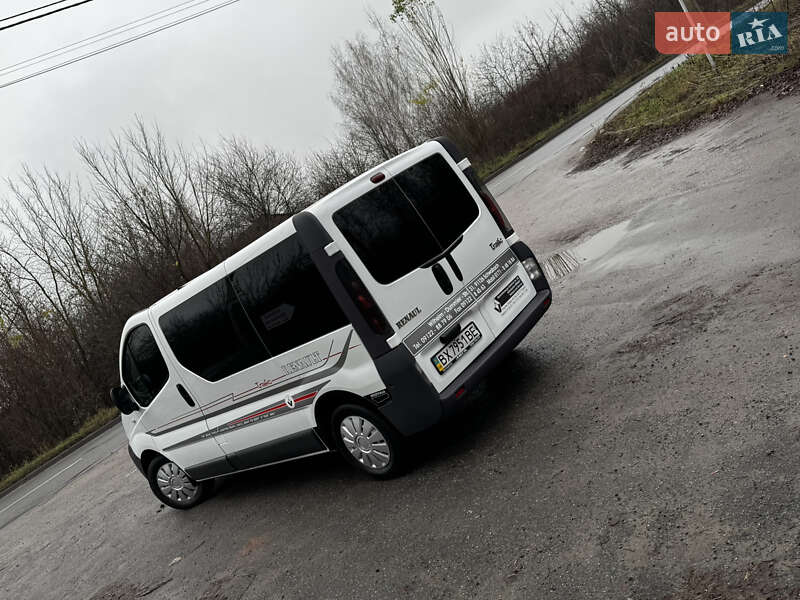 Минивэн Renault Trafic 2004 в Виннице
