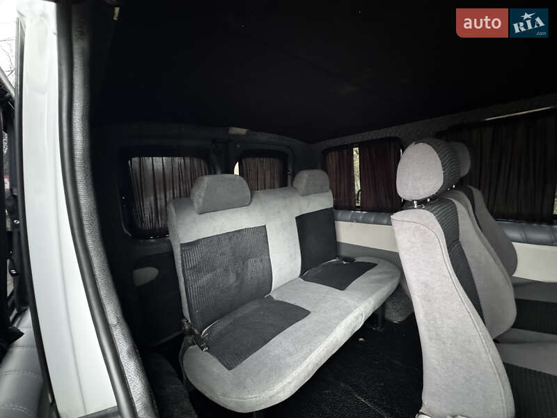 Минивэн Renault Trafic 2004 в Виннице