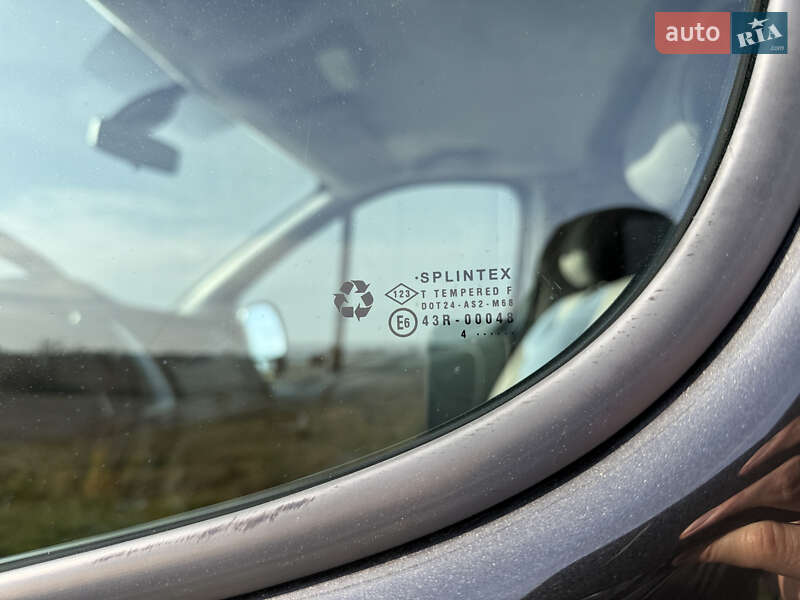 Минивэн Renault Trafic 2014 в Ровно фото 17 Минивэн Renault Trafic 2014 в Ровно