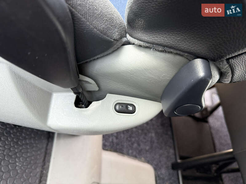 Минивэн Renault Trafic 2014 в Ровно фото 27 Минивэн Renault Trafic 2014 в Ровно