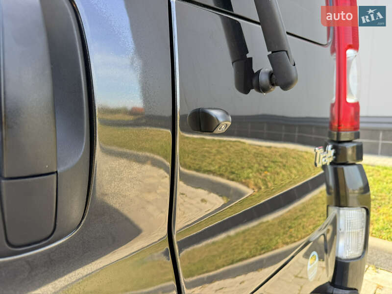 Минивэн Renault Trafic 2014 в Ровно фото 37 Минивэн Renault Trafic 2014 в Ровно