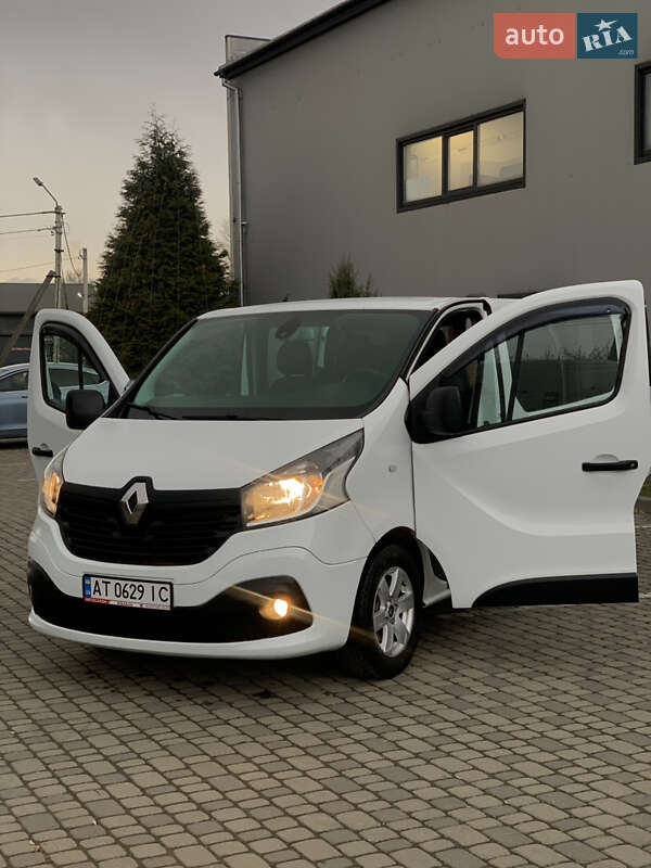 Минивэн Renault Trafic 2015 в Ивано-Франковске фото 2 Минивэн Renault Trafic 2015 в Ивано-Франковске