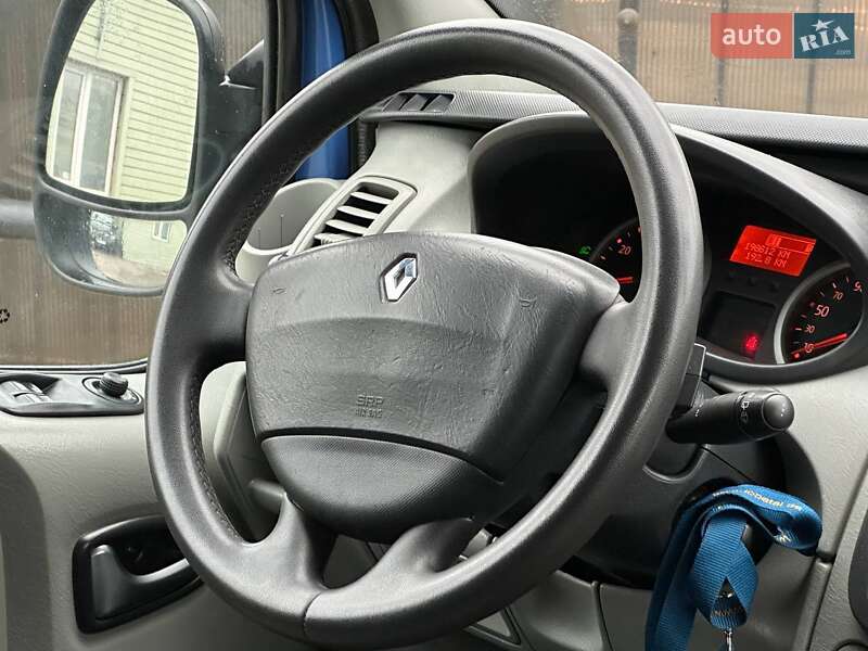 Минивэн Renault Trafic 2011 в Киеве
