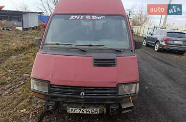 Вантажний фургон Renault Trafic 1994 в Рівному
