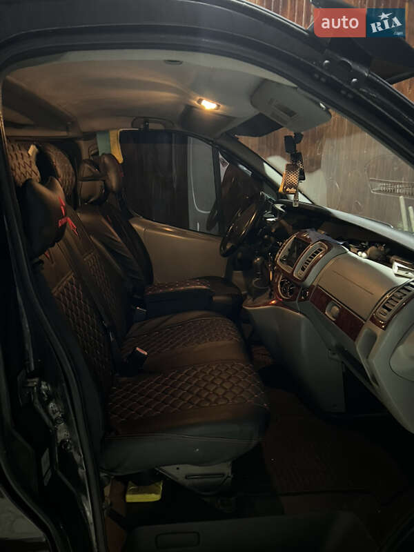 Минивэн Renault Trafic 2008 в Переяславе