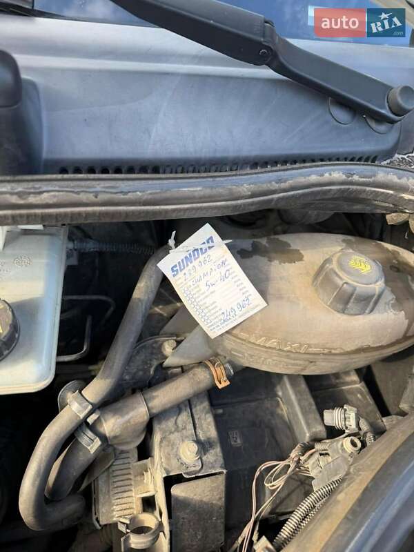 Мінівен Renault Trafic 2011 в Одесі фото 14 Мінівен Renault Trafic 2011 в Одесі