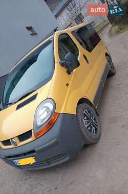 Мінівен Renault Trafic 2003 в Рахові