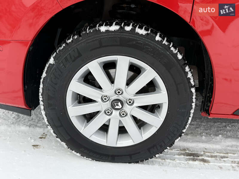 Другие грузовики Renault Trafic 2023 в Киеве фото 21 Другие грузовики Renault Trafic 2023 в Киеве