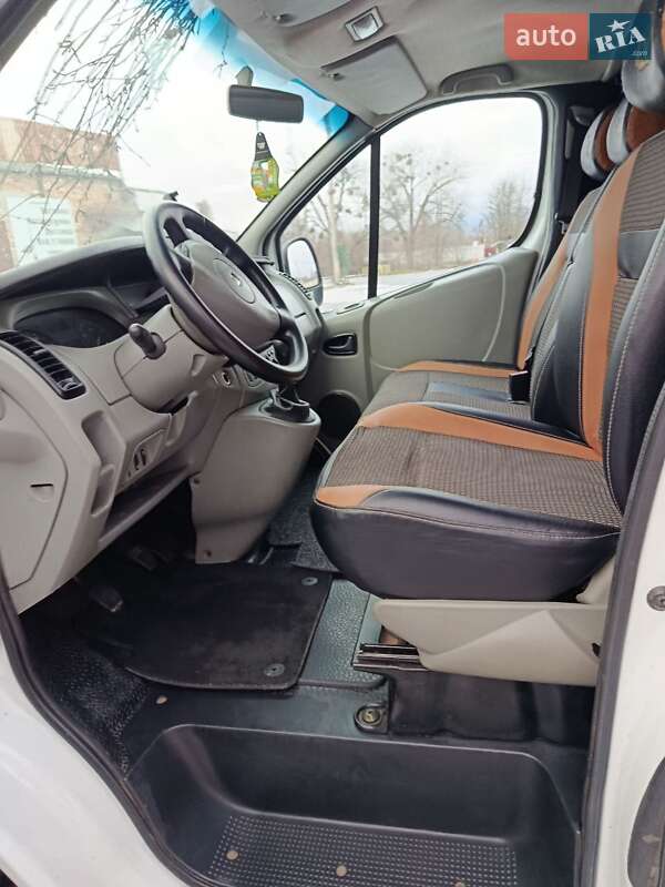 Мінівен Renault Trafic 2010 в Сумах