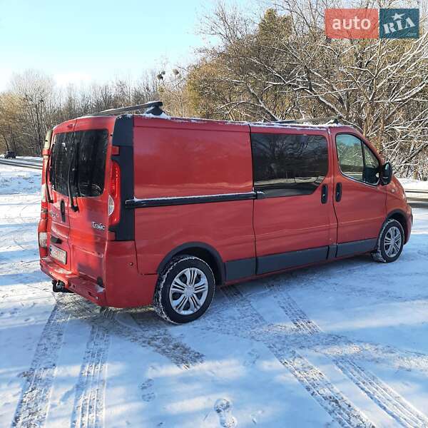 Грузопассажирский фургон Renault Trafic 2010 в Полтаве