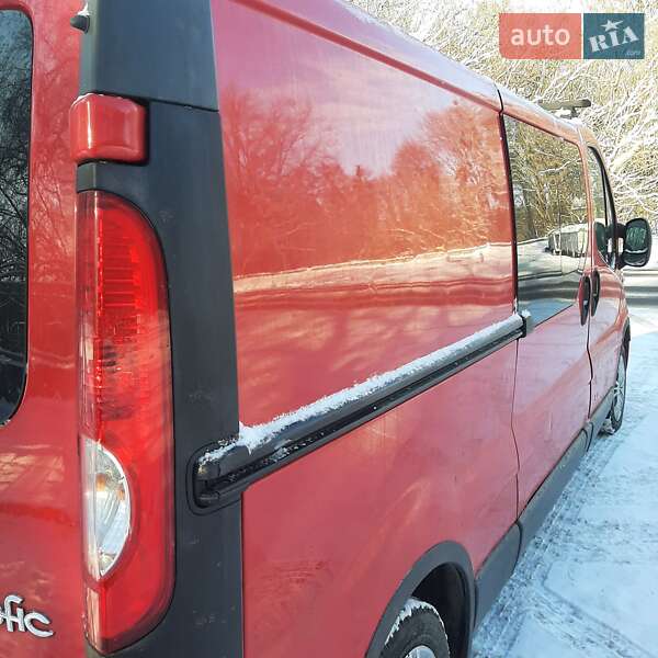 Грузопассажирский фургон Renault Trafic 2010 в Полтаве