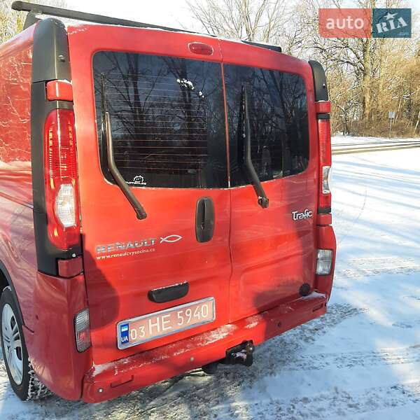 Грузопассажирский фургон Renault Trafic 2010 в Полтаве