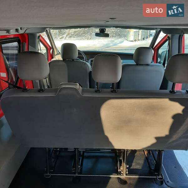 Грузопассажирский фургон Renault Trafic 2010 в Полтаве