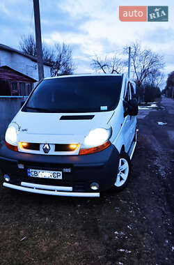 Мікроавтобус Renault Trafic 2006 в Талалаївці