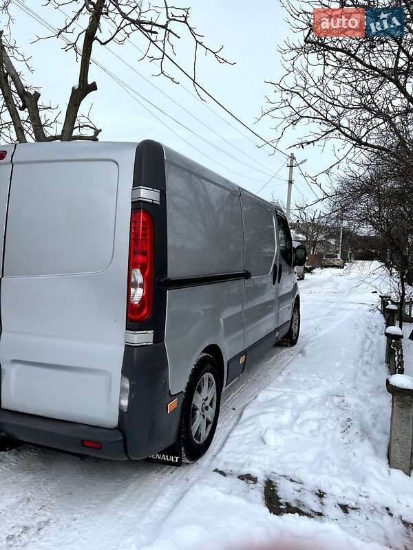 Грузовой фургон Renault Trafic 2003 в Павлограде фото 4 Грузовой фургон Renault Trafic 2003 в Павлограде
