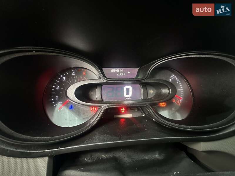 Вантажний фургон Renault Trafic 2017 в Ірпені фото 21 Вантажний фургон Renault Trafic 2017 в Ірпені