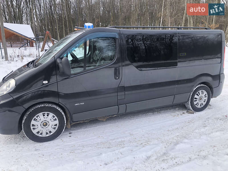 Грузопассажирский фургон Renault Trafic 2012 в Красилове