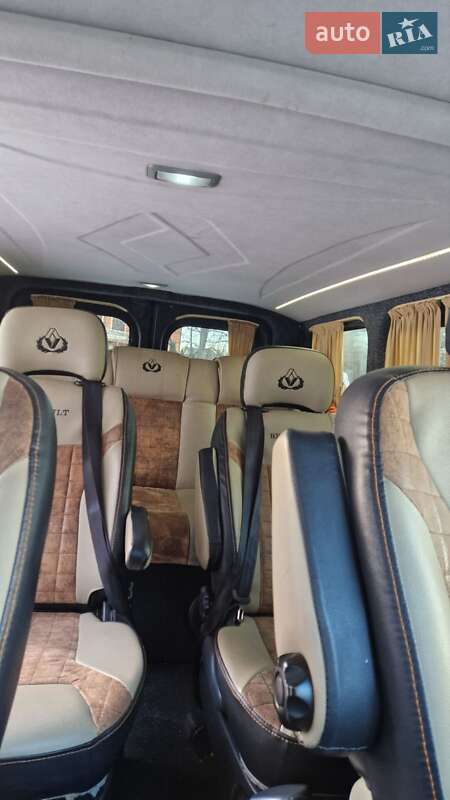 Мінівен Renault Trafic 2010 в Самборі