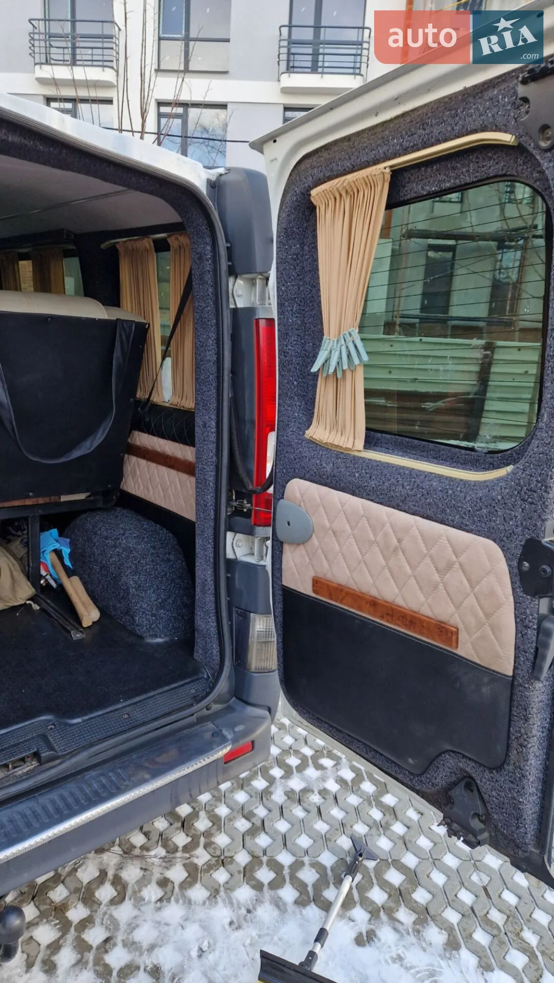2010 Renault Trafic - мініатюра 8