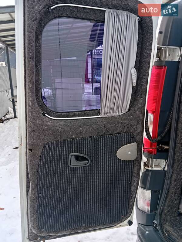 Минивэн Renault Trafic 2007 в Белой Церкви фото 13 Минивэн Renault Trafic 2007 в Белой Церкви
