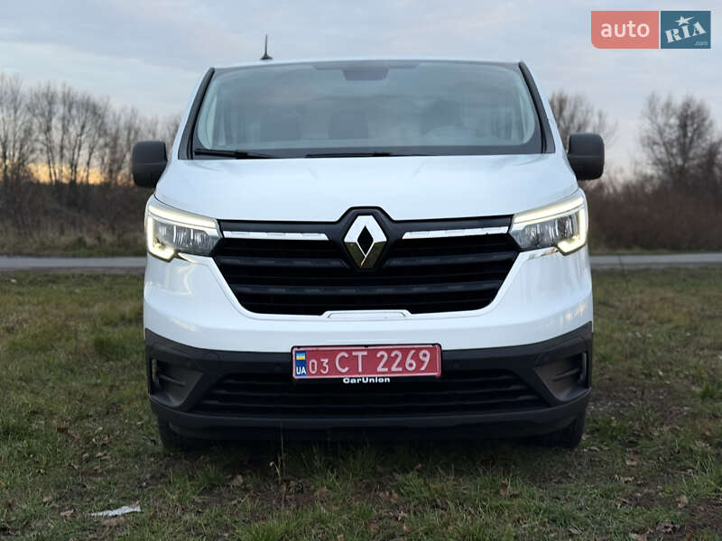 Renault Trafic 2023