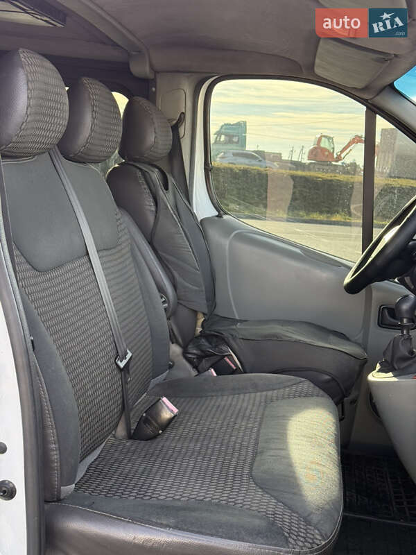 Минивэн Renault Trafic 2005 в Львове