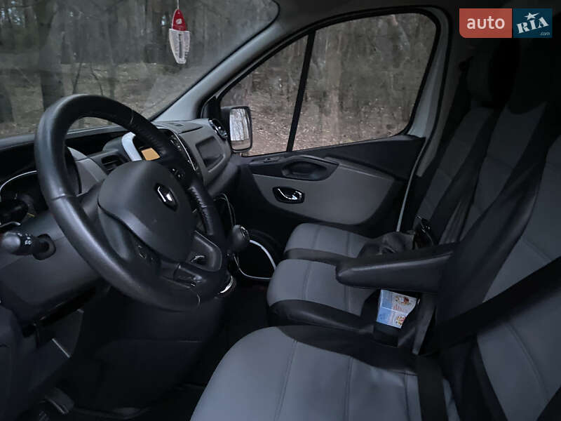 Грузовой фургон Renault Trafic 2016 в Днепре