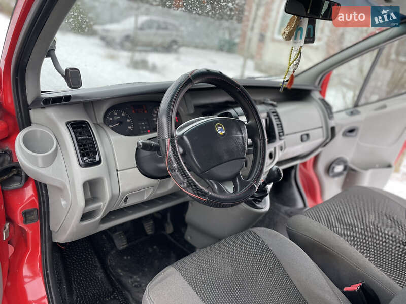 Минивэн Renault Trafic 2005 в Хмельницком фото 41 Минивэн Renault Trafic 2005 в Хмельницком