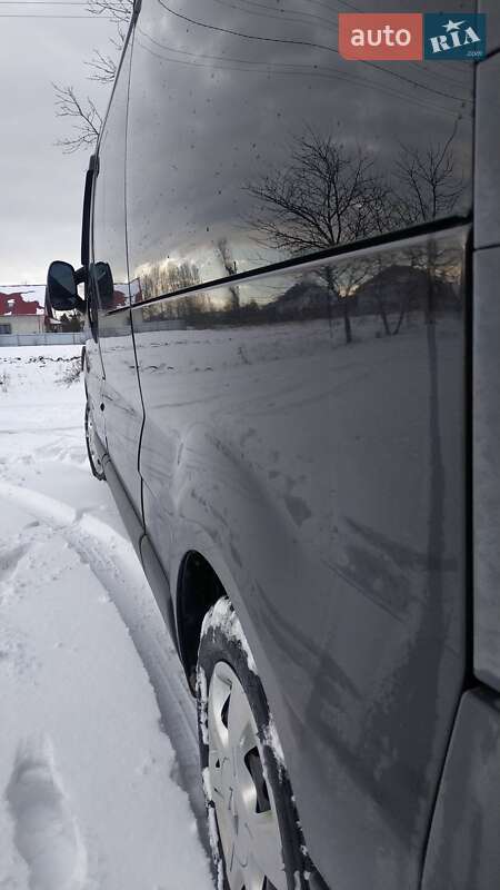 Мінівен Renault Trafic 2011 в Новояворівську