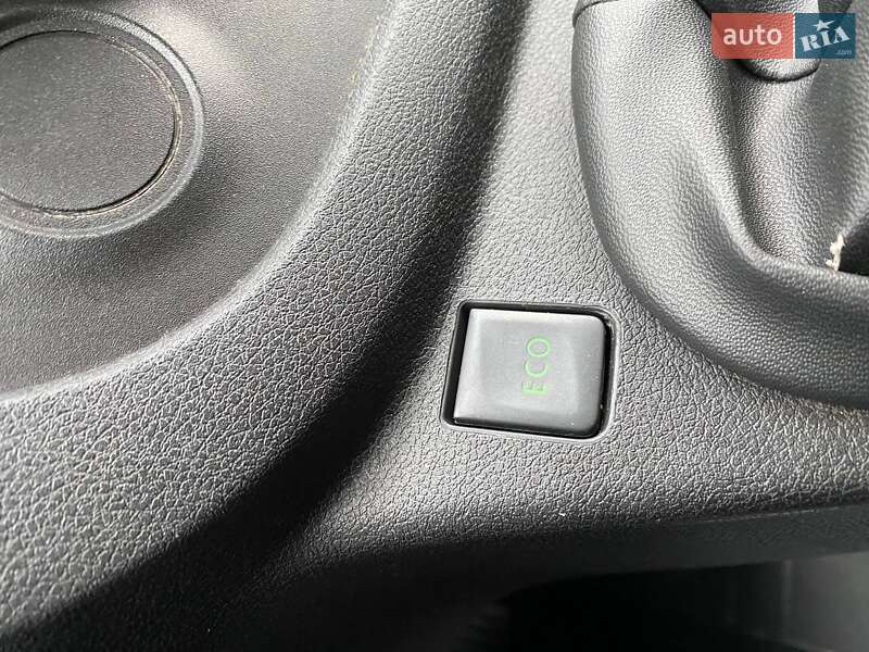 Минивэн Renault Trafic 2017 в Хмельницком