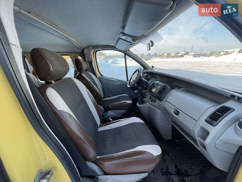 Минивэн Renault Trafic 2002 в Здолбунове