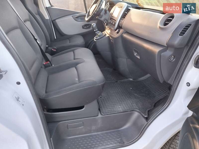 Грузовой фургон Renault Trafic 2018 в Красилове