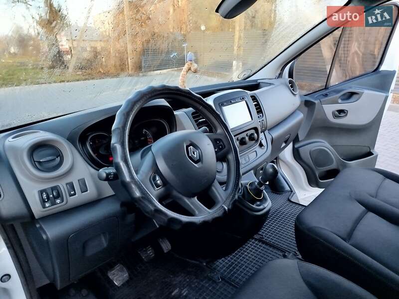 Грузовой фургон Renault Trafic 2018 в Красилове