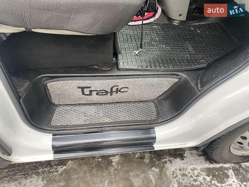 Микроавтобус грузовой (до 3,5т) Renault Trafic 2012 в Киеве