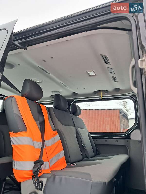 Минивэн Renault Trafic 2011 в Ковеле