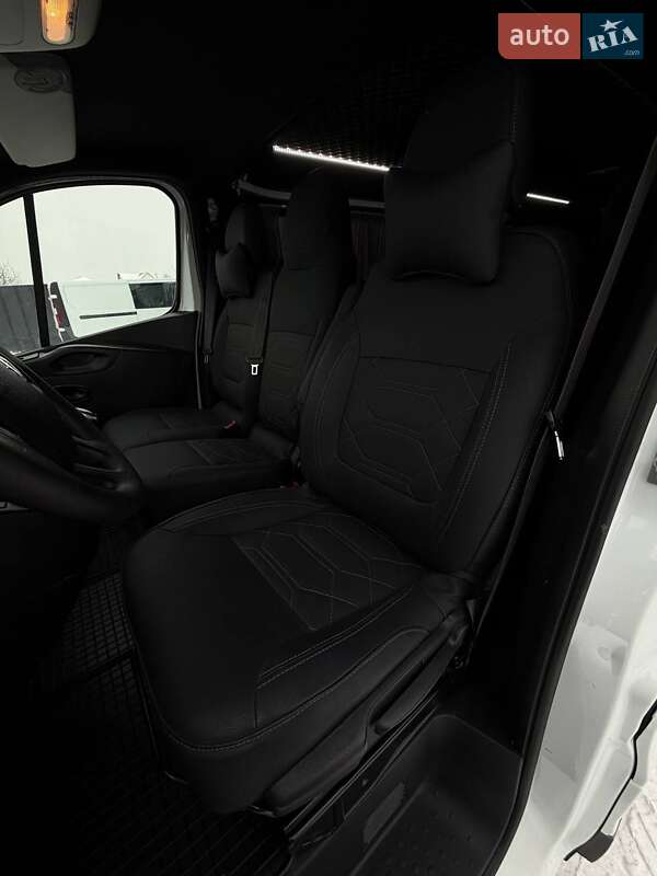 Минивэн Renault Trafic 2021 в Дубно