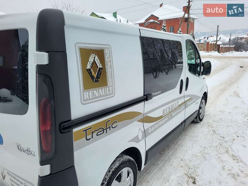 Минивэн Renault Trafic 2006 в Хмельницком