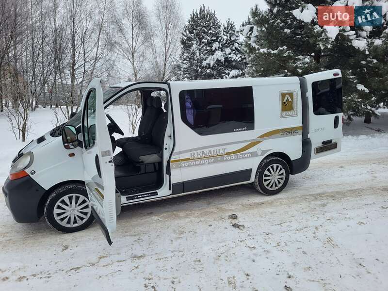 Минивэн Renault Trafic 2006 в Хмельницком