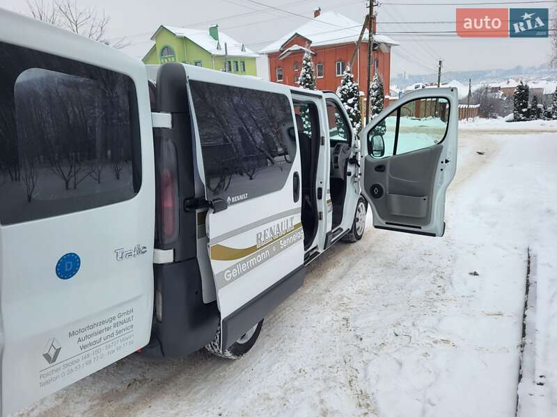 Минивэн Renault Trafic 2006 в Хмельницком